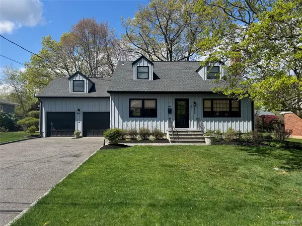 1 Seawanhaka Place, Oyster Bay, NY 11771