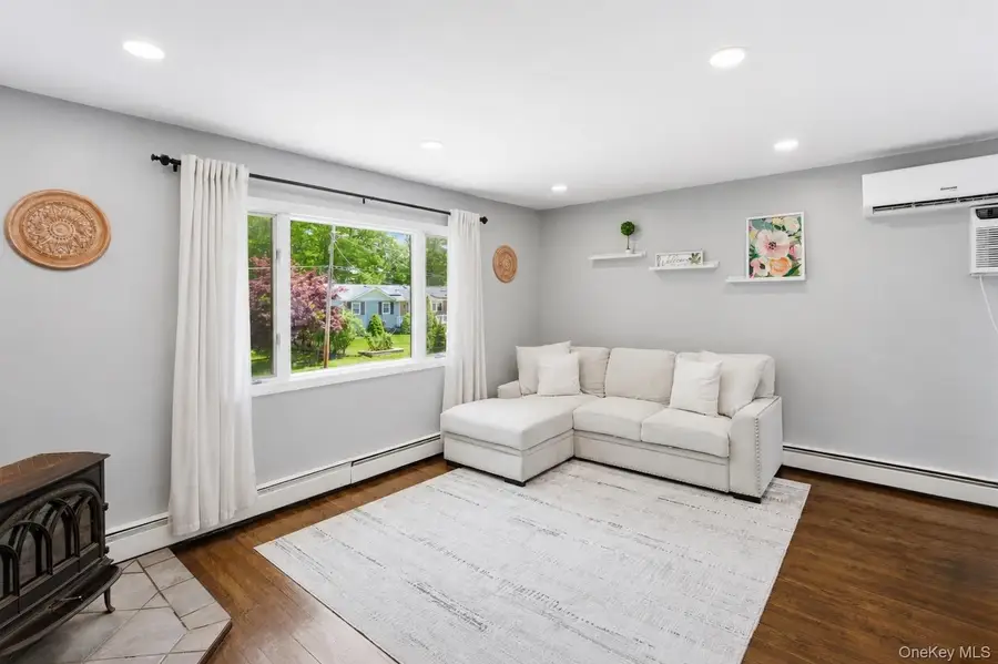 82 Seawanhaka Avenue, Nesconset, NY 11767 - #3