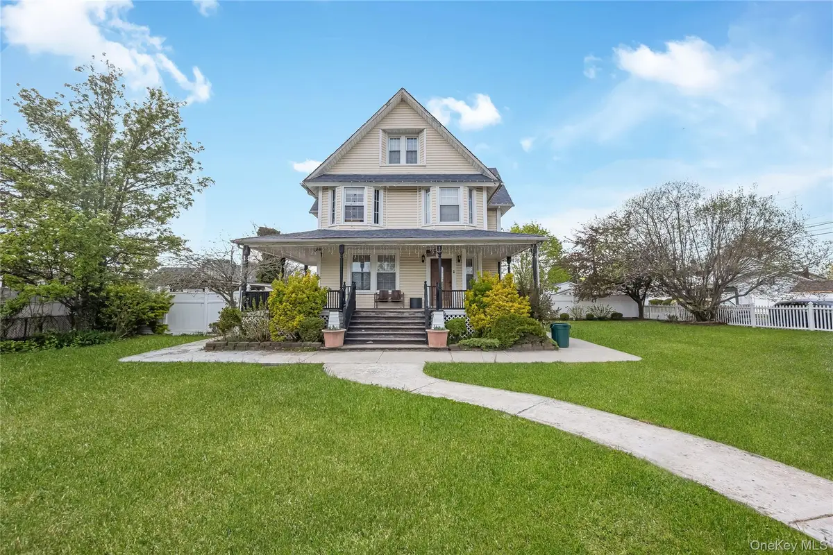 76 Washington Avenue, Brentwood, NY 11717 - #1