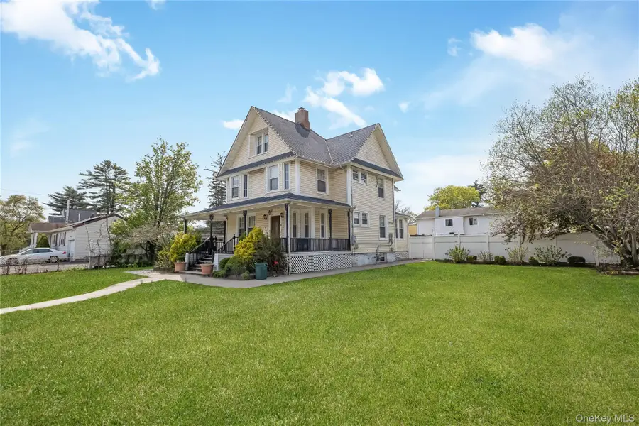 76 Washington Avenue, Brentwood, NY 11717 - #2