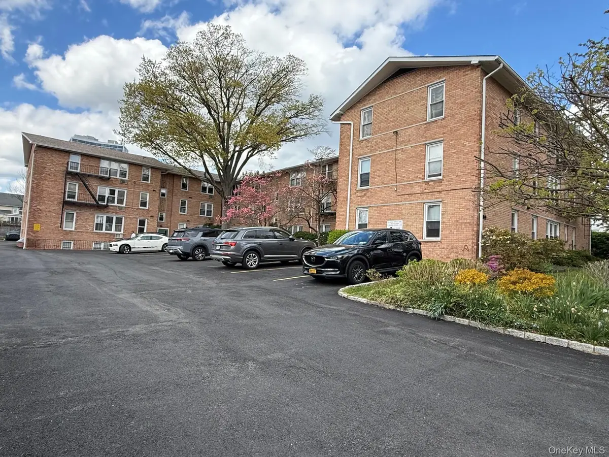 25 Trinity Place #3M, New Rochelle, NY 10805 - #1