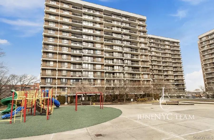 15218 Union Turnpike #206G, Flushing, NY 11367 - #2