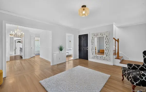 120 15th Avenue, Sea Cliff, NY 11579