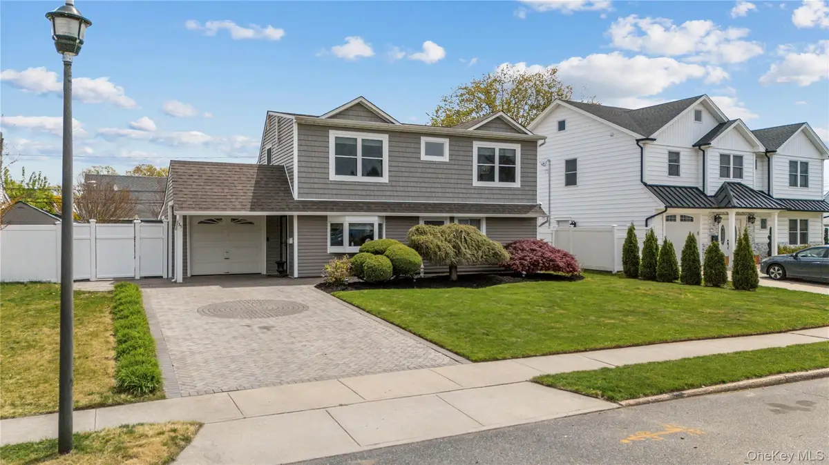 35 Martin, Westbury, NY 11590 - #1