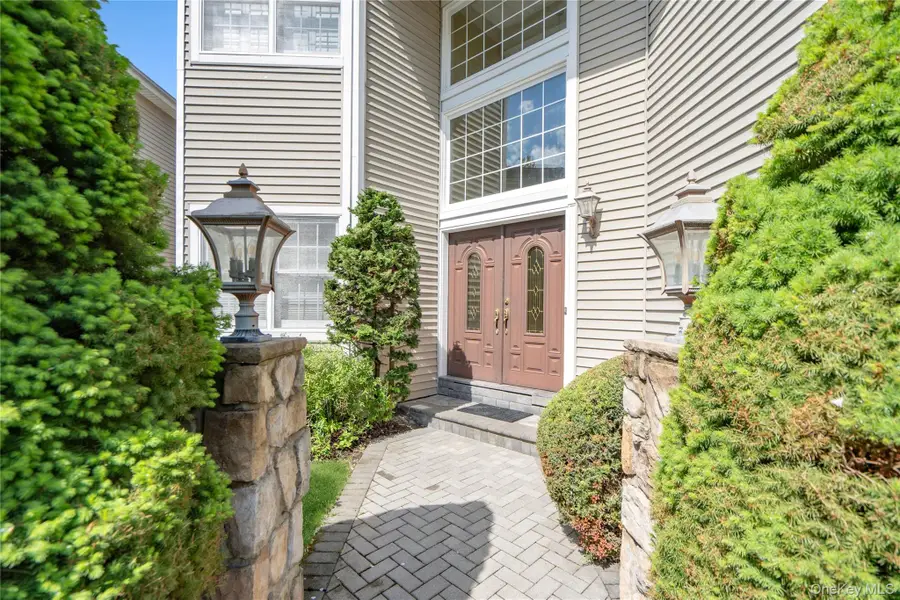 185 Sagamore Drive, Plainview, NY 11803 - #3