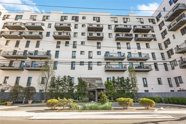 100 W. Broadway #2Dd, Long Beach, NY 11561
