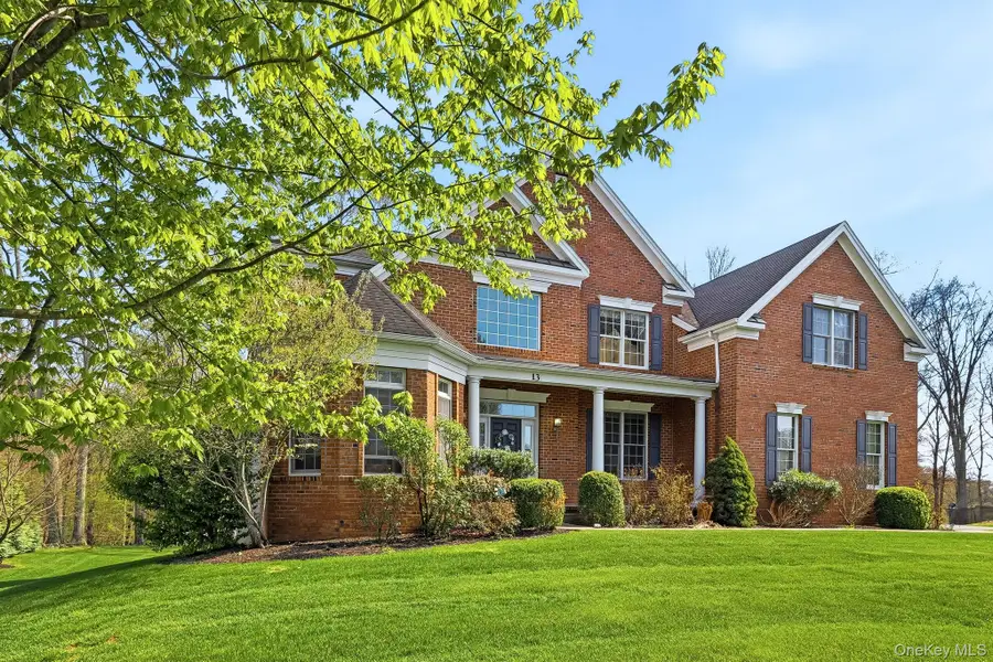 13 Chestnut Street, Hopewell Junction, NY 12533 - #2