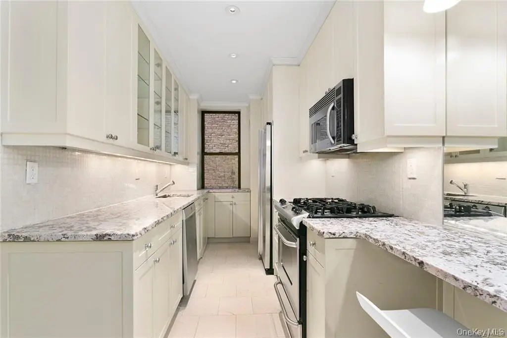595 W End Avenue #3D, New York, NY 10024 - #1