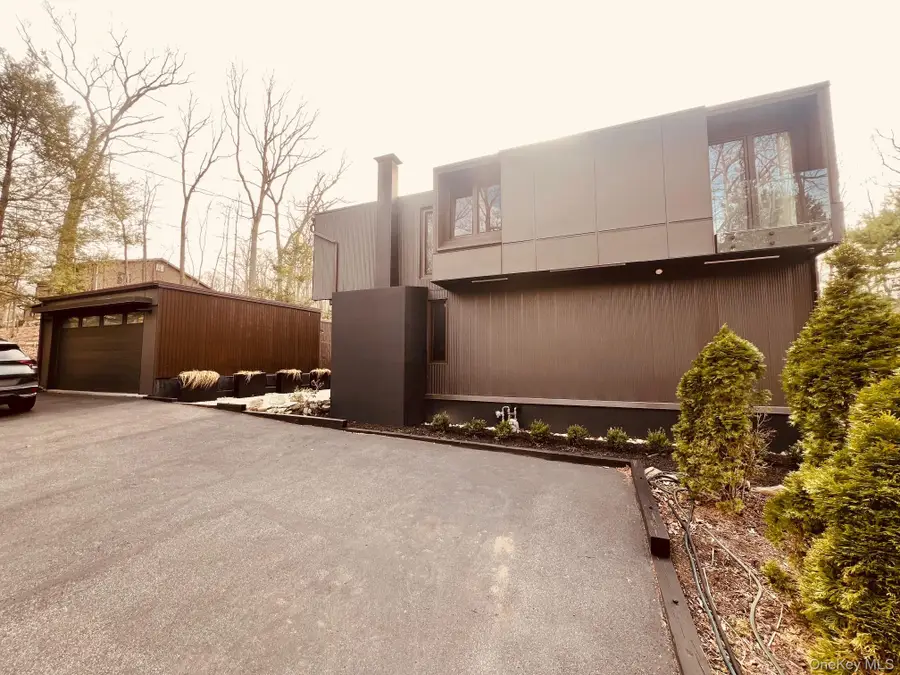 20 Fawn Hill Road, Tuxedo Park, NY 10987 - #2