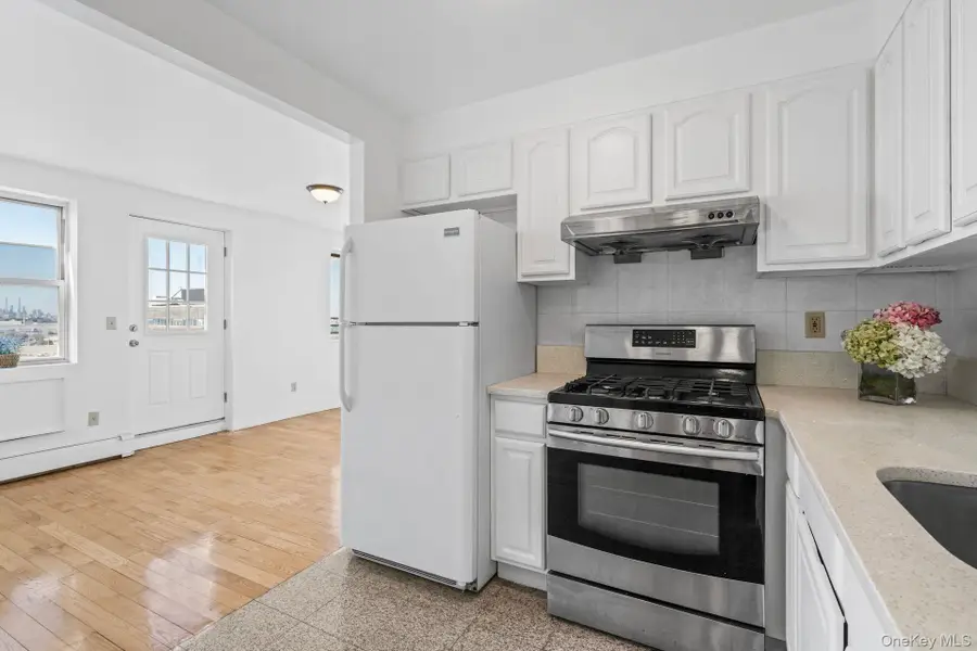 13616 31st Road #8B, Flushing, NY 11354 - #3
