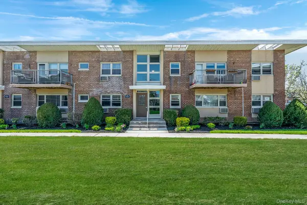 4 Rose Street #1-F1, Oceanside, NY 11572