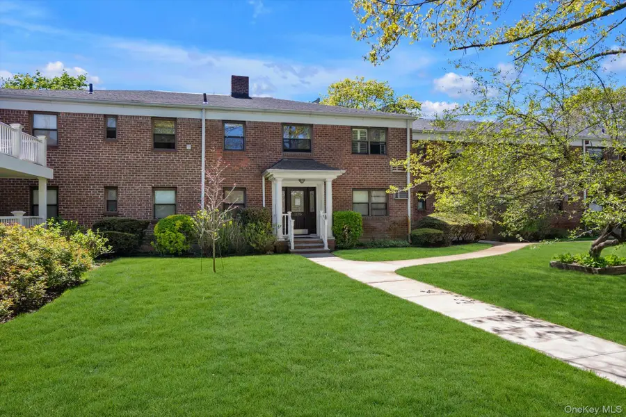 1195 E Broadway #L23, Hewlett, NY 11557 - #2