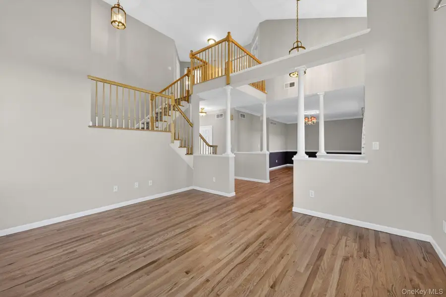 6 Martingale Way, Pawling, NY 12564 - #3