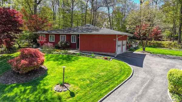 14 Sunderland Place, Suffern, NY 10901