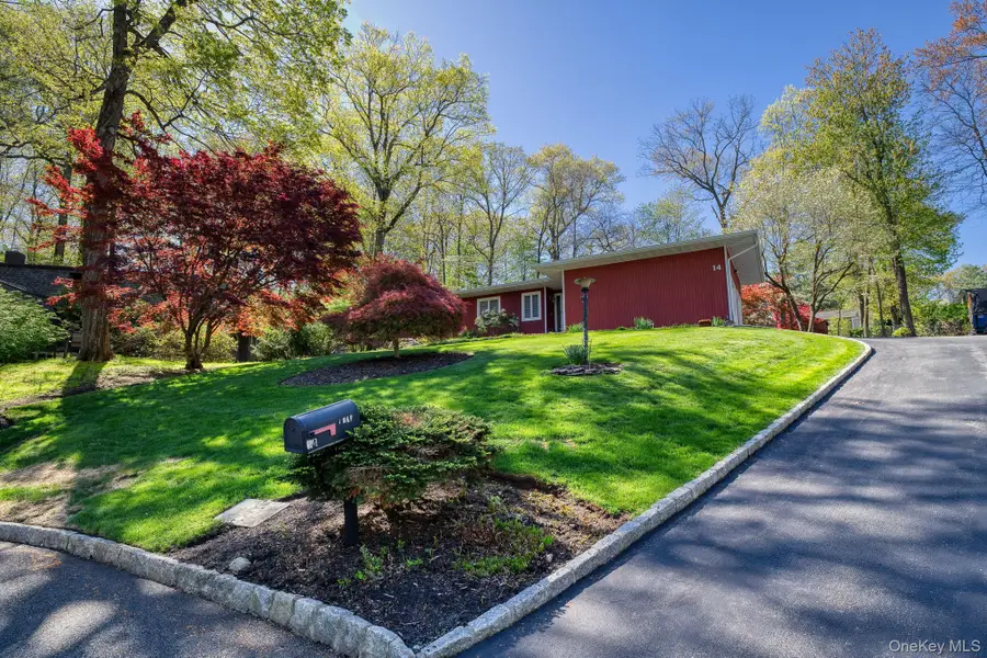 14 Sunderland Place, Suffern, NY 10901 - #2