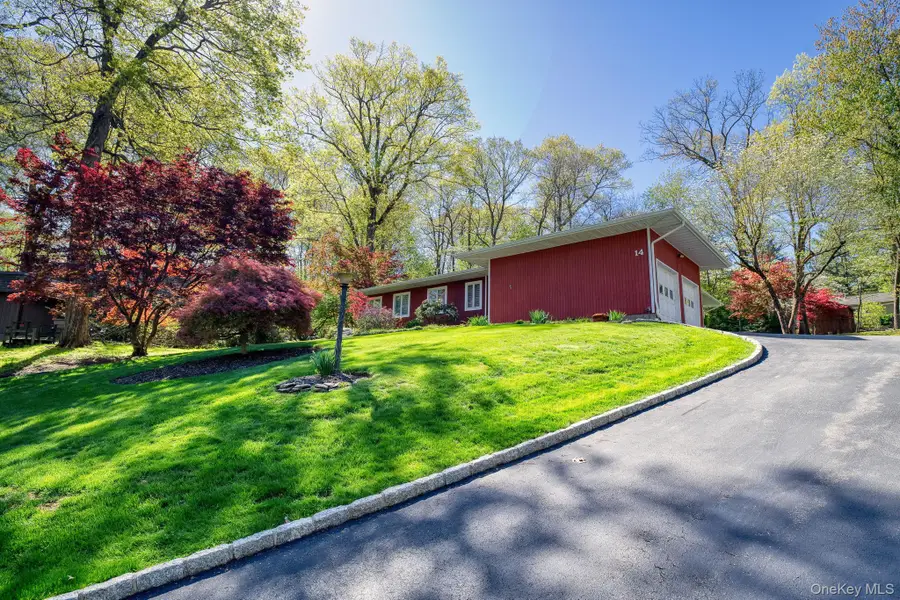 14 Sunderland Place, Suffern, NY 10901 - #3