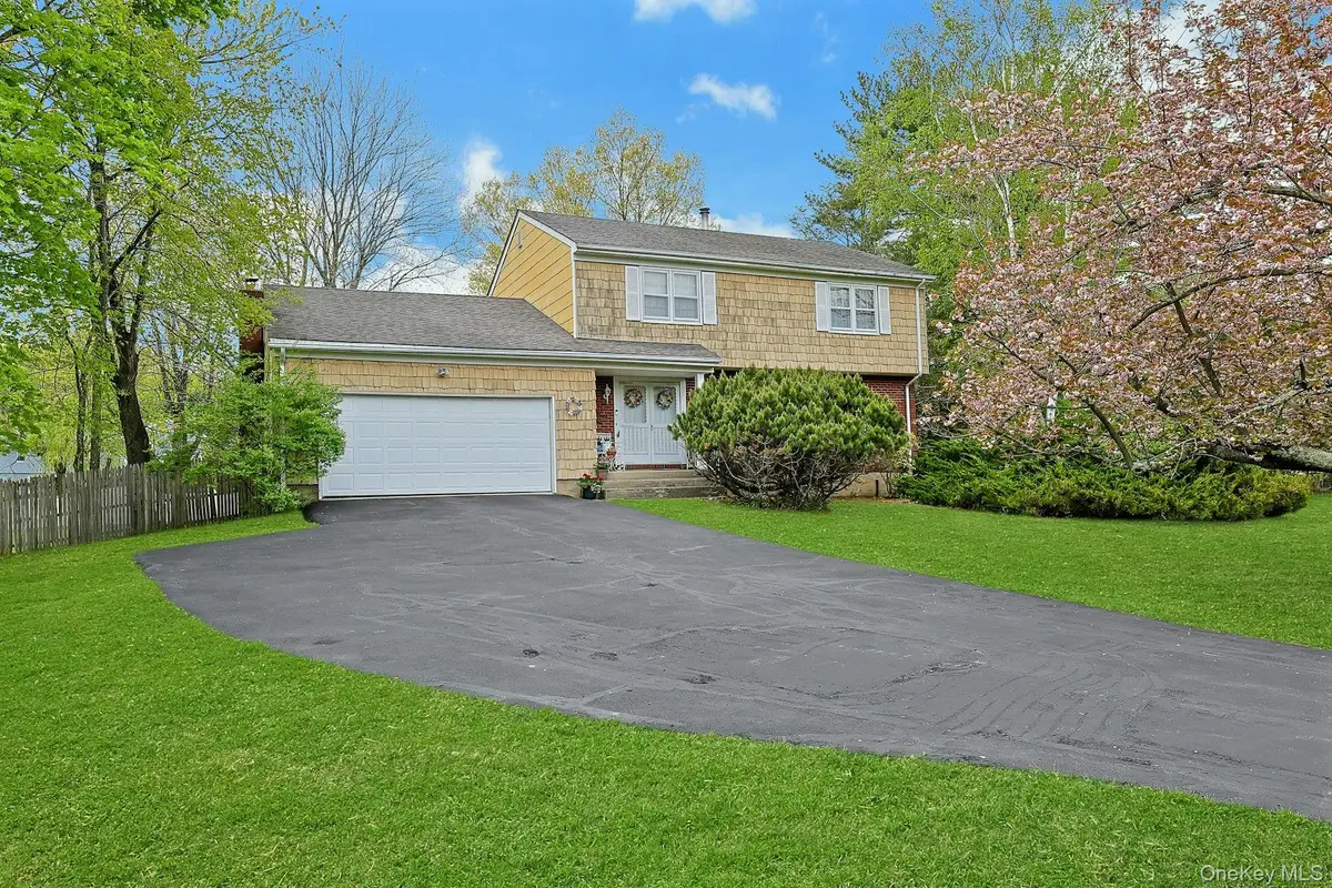110 Eastview Drive, Valhalla, NY 10595 - #1