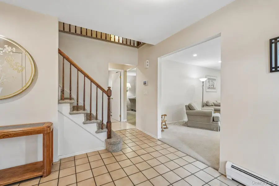 7 Maplewood Lane, New City, NY 10956 - #3