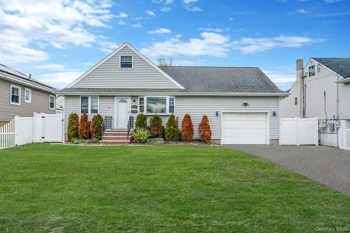253 E Riviera Drive, Lindenhurst, NY 11757 - #1