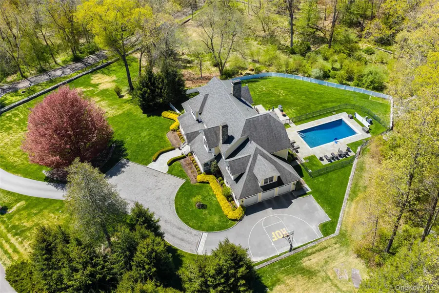 84 Twin Lakes Drive, Bedford, NY 10506 - #2