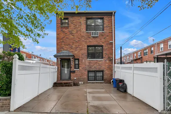 6111 69th Street, Middle Village, NY 11379