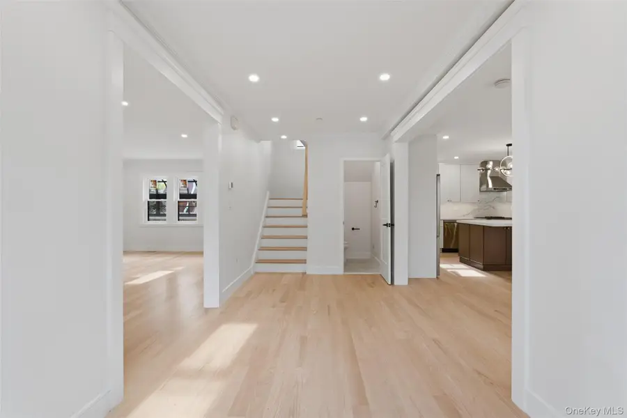 40 Calhoun Avenue, New Rochelle, NY 10801 - #3