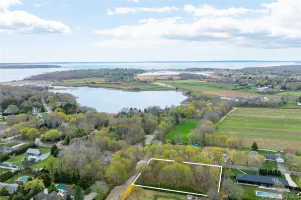 2105 Pequash Avenue, Cutchogue, NY 11935