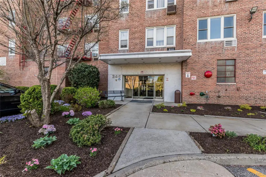 245 Rumsey Road #8T, Yonkers, NY 10701 - #2