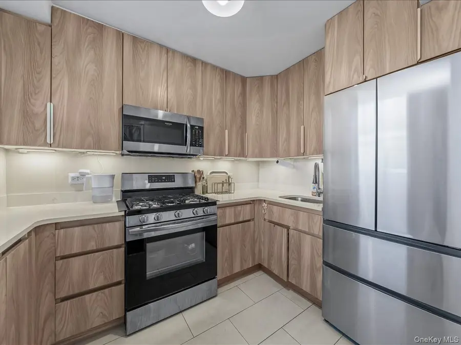 98-20 62nd Drive #15G, Rego Park, NY 11374 - #2