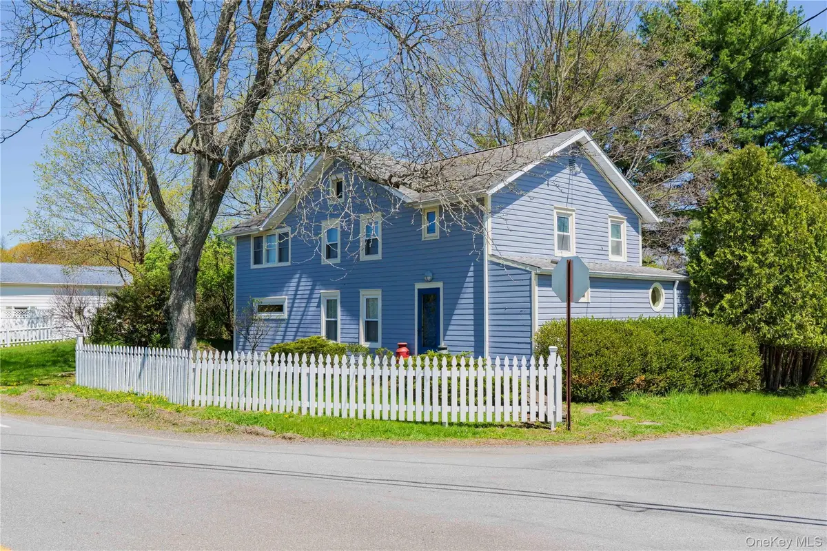606 Church Avenue, Germantown, NY 12526 - #1