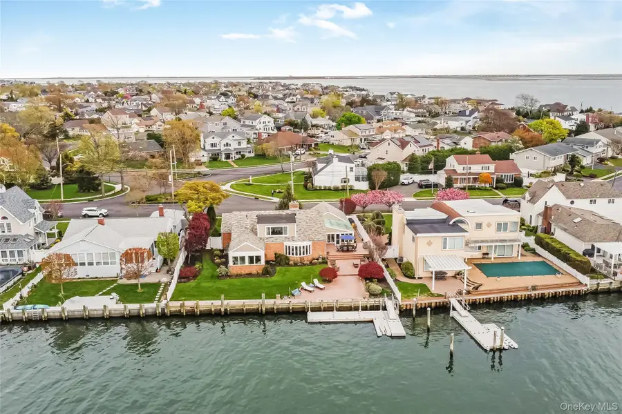 209 W Shore Drive, Massapequa, NY 11758 - #3