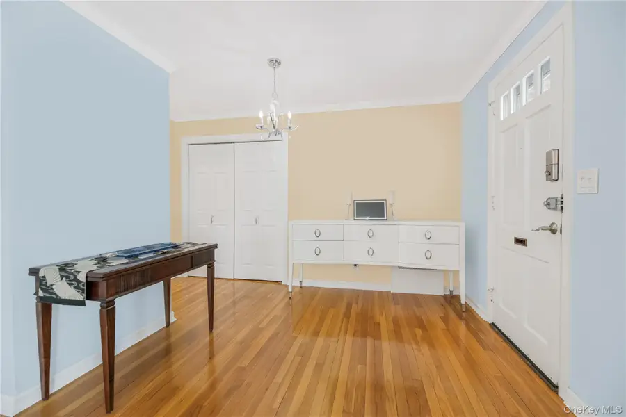 71 Lawrence Park Crescent #71, Bronxville, NY 10708 - #3