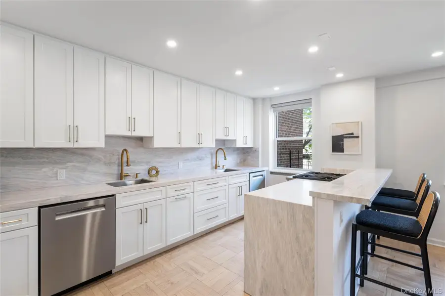 3725 Henry Hudson Parkway W #3DE, Bronx, NY 10463 - #2