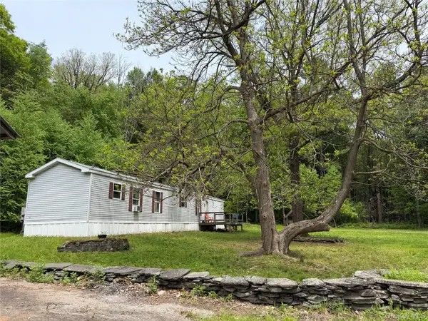 21 Hoffmann Street, Hankins, NY 12741