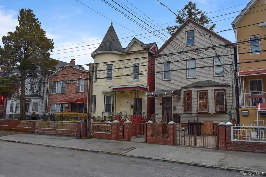 740 E 218th Street, Bronx, NY 10467 - #3