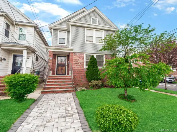 14702 33rd Avenue, Flushing, NY 11354