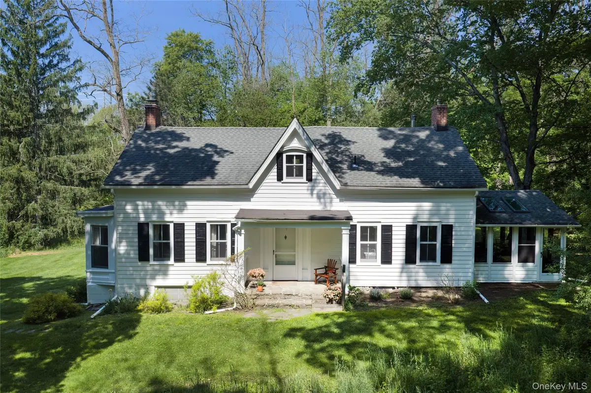 181 Twin Arch Road, Washingtonville, NY 10992 - #1