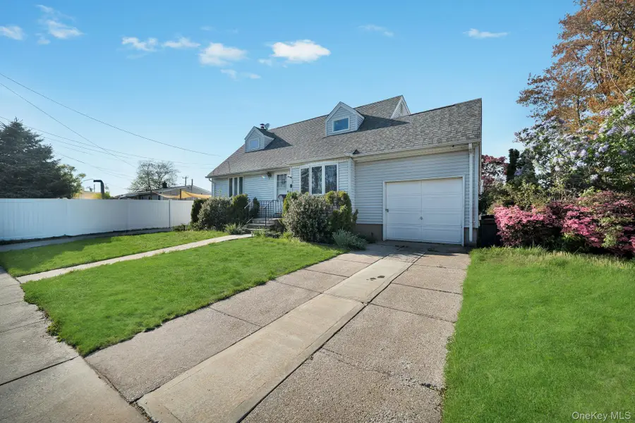 83 Old Farmingdale Road, West Babylon, NY 11704 - #3