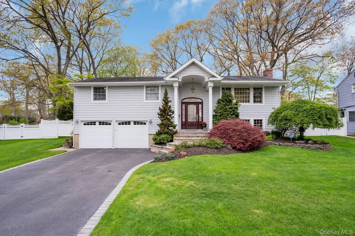 22 Abbey Drive, Commack, NY 11725 - #1