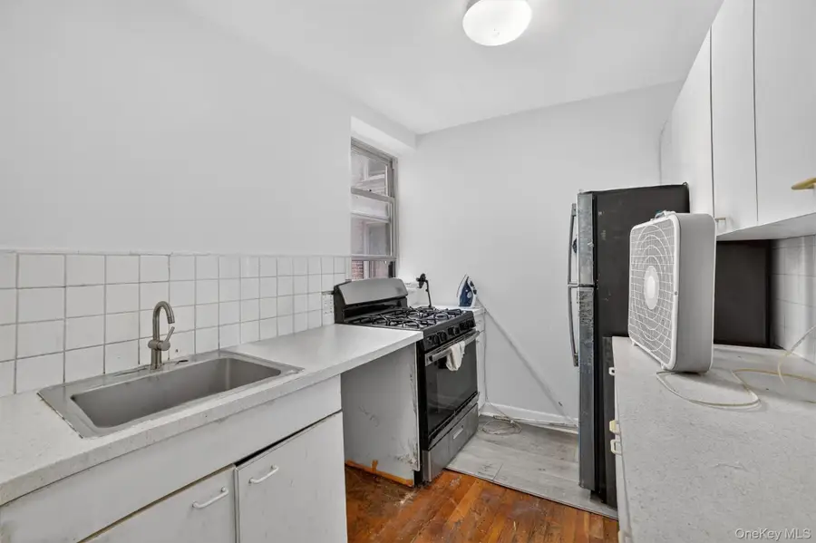 2105 Wallace Avenue #2A, Bronx, NY 10462 - #3