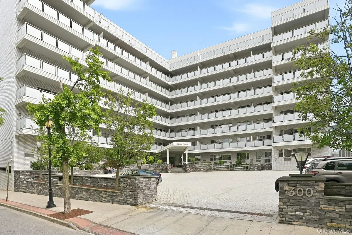 300 Martine Avenue #9K, White Plains, NY 10601 - #1