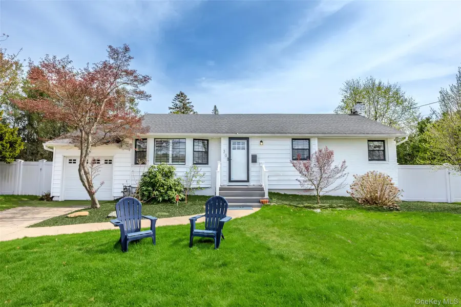 30 Clay Pitts Road, Greenlawn, NY 11740 - #2
