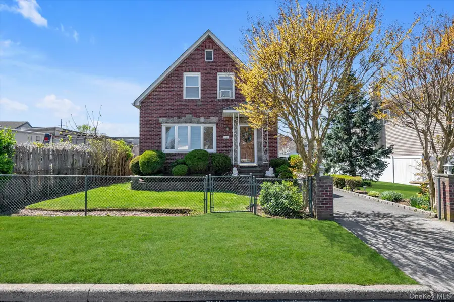 1353 Kiefer Avenue, Elmont, NY 11003 - #2