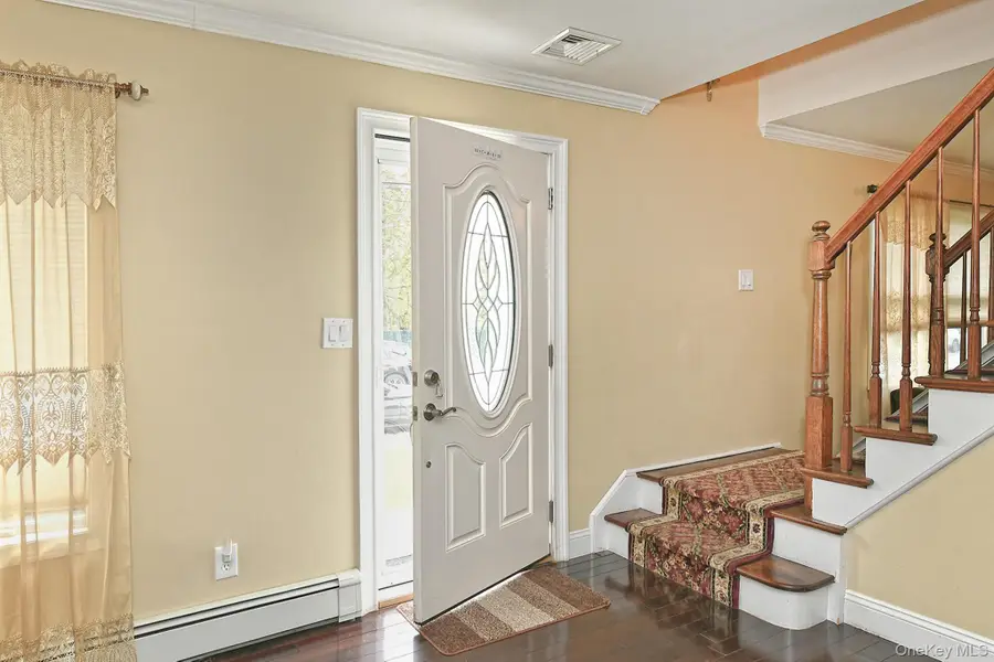 53 S 3rd Street, Bethpage, NY 11714 - #2