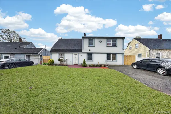 682 Lowell Street, Westbury, NY 11590