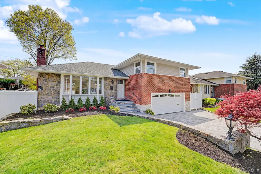 19 Birchwood Park Drive, Syosset, NY 11791 - #3