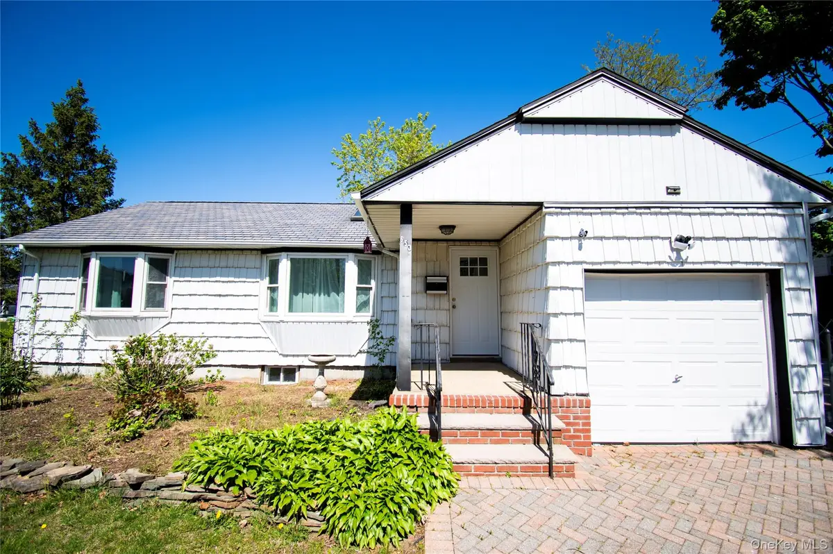 650 Bryant Street, East Meadow, NY 11554 - #1