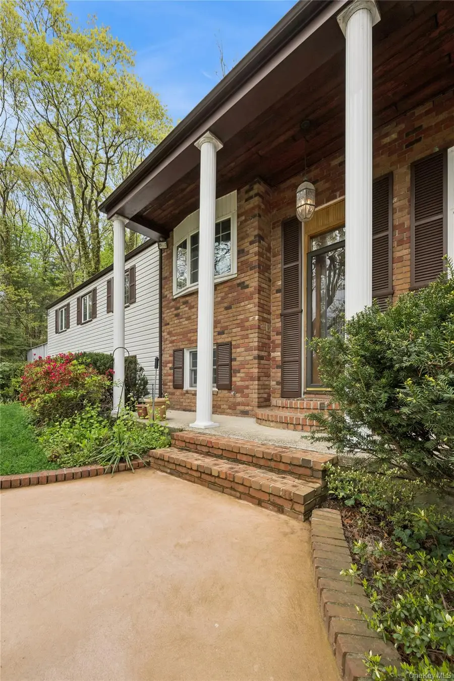 23 Colonial Drive, Smithtown, NY 11787 - #2