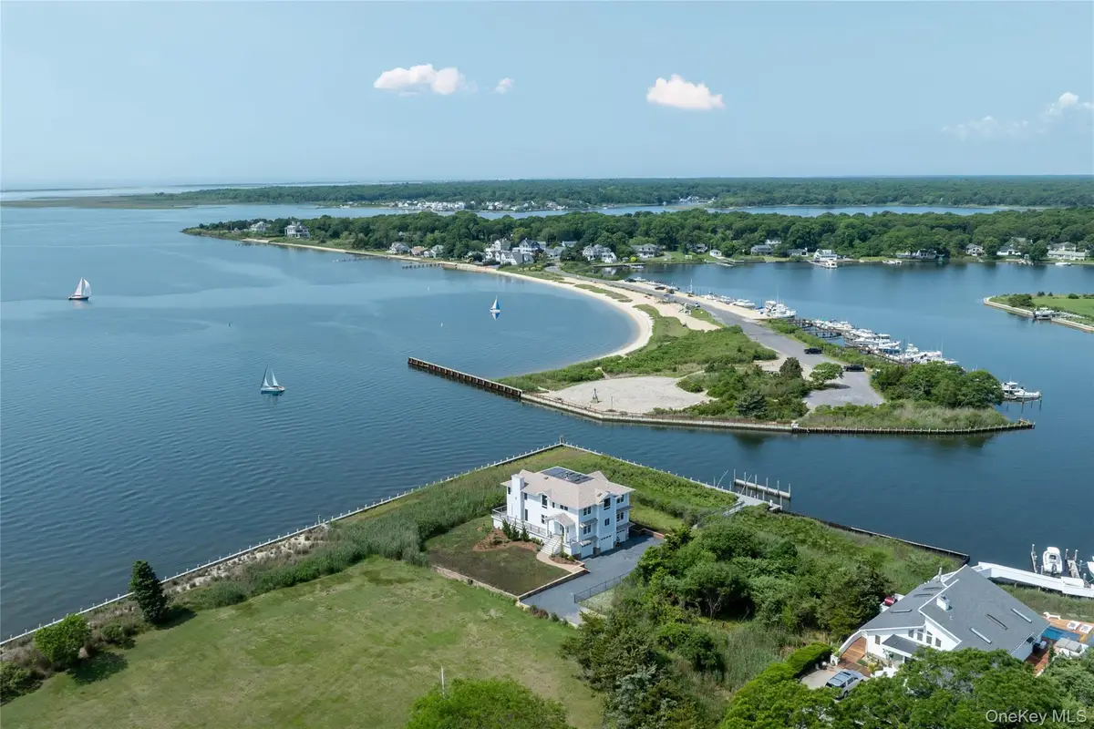 7 Convent Lane, Center Moriches, NY 11934 - #1