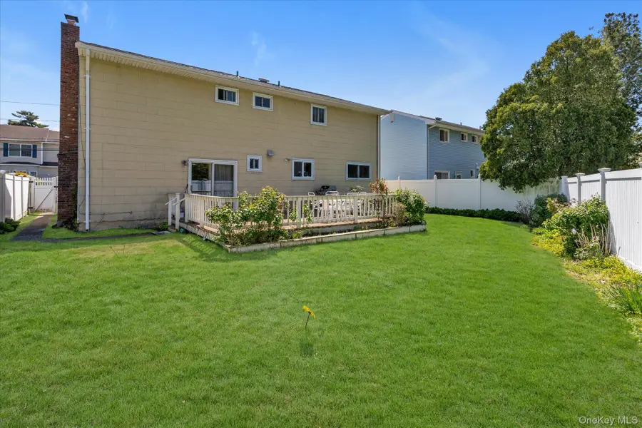 2011 Abbot Avenue, Merrick, NY 11566 - #2